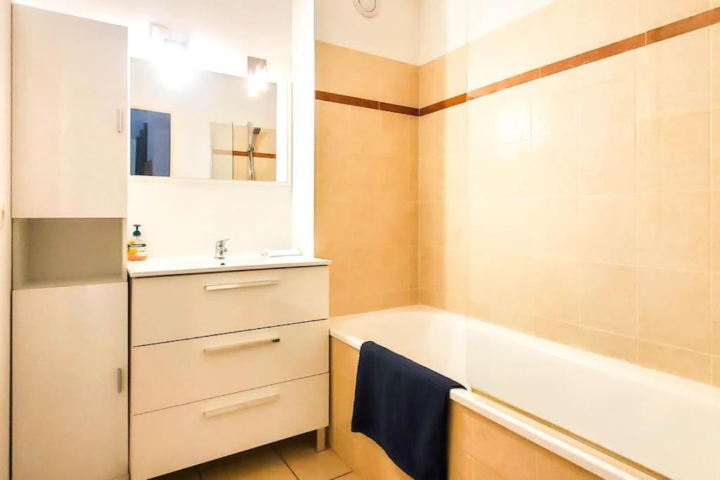 *Le Carpe Diem, Appartement 2 Chambres, Piscine, 2 Parking, Clim* Montpellier Exterior foto